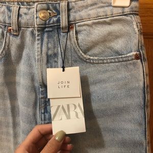 ZARA classic mom fit jeans